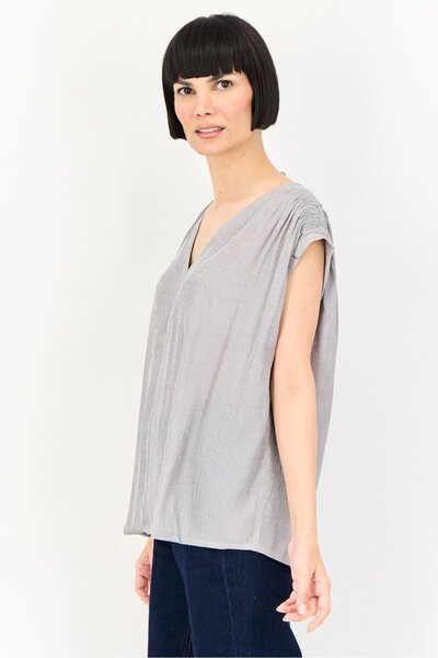 PROMOD Women V-Neck Textured Sleeveless Tank Top, Grey