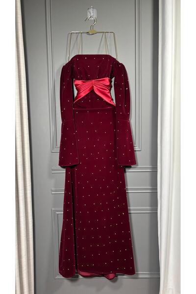 New Moon luxurious evening dress