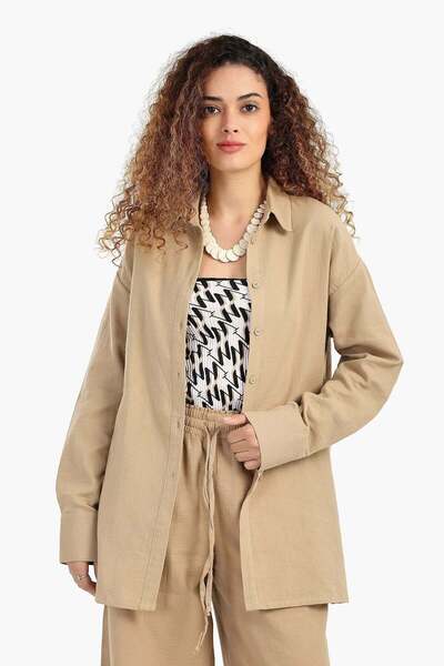 CARINA Long-sleeved shirt with a side slit