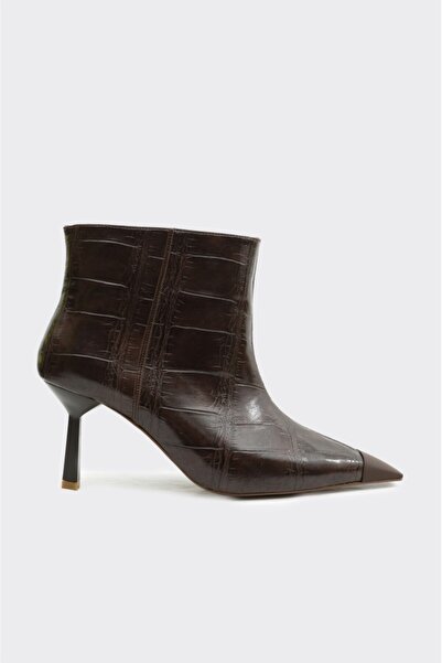 derinet Sivri Burun Fermuarsız Kadın Bot