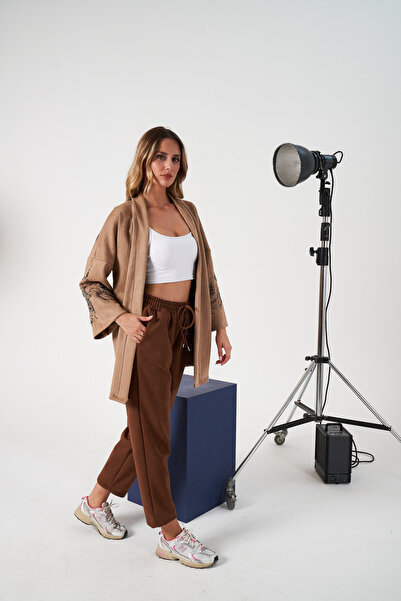 MİA NOURA Women's Oversize Kimono with Sleeves and Embroidered Back in Suede Fabric