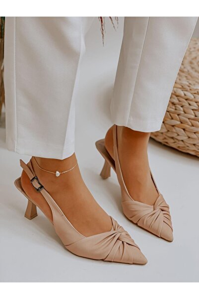 BerilinButiği حذاء نسائي بكعب عالٍ (ستيليتو) مع تفاصيل فيونكة (شريط) من السات...