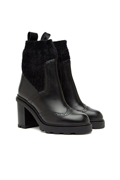 Dıvarese Siyah Triko Detaylı Kadın Deri Bot