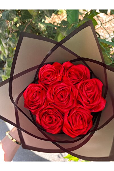 Kashpanya solmayan kırmızı gül buketi