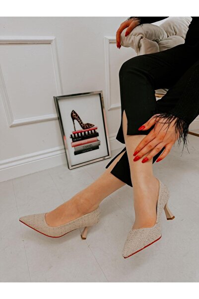 BerilinButiği حذاء نسائي بكعب عالٍ من التويد البيج (بسيط)