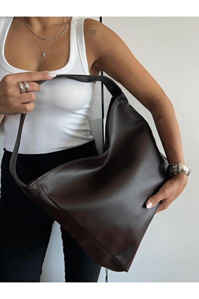 cosybag. Cleo Large Women's Oversized Zippered Faux Leather Shoulder Bag Bitter Brown