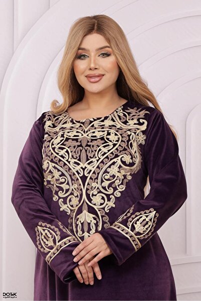 Lyaly aljlabyh جلابية شتوية ماكسي مخملية، تطريز عمودي أنيق على الصدر، خامة ثق...