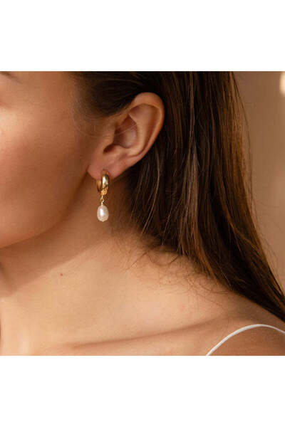Ayla Amalfi Pearl Gold Earrings