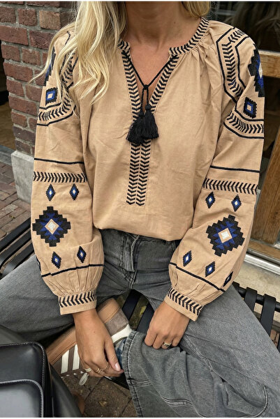 FEMELLE Women's Beige Tassel Collar Embroidered Cotton Blouse