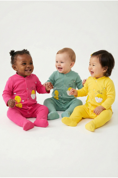 Noone 3-Piece Advantage Pack: Cotton Baby Romper Set with Cute Chick Pattern, Booties, and Full-Length Snap Fasteners