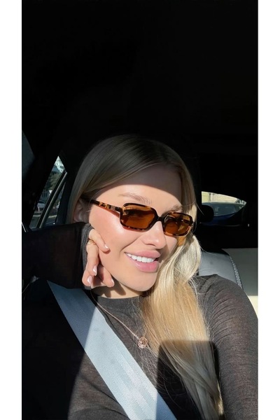 LOOKUP Sunglasses Uv400 Protection New Season Fashionable Women's Eyewear with Case and Cleaning Cloth as a Gift