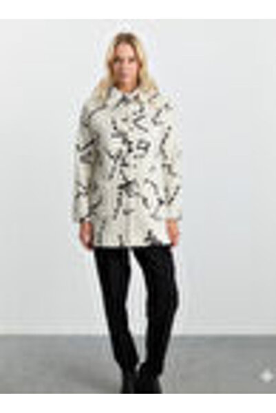 Selen Ekru Kadın Standart Desenli Kaban 25KSL9560