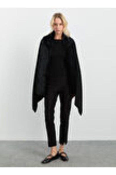 Selen Siyah Kadın V Yaka Standart Desenli Panço 25KSL4169