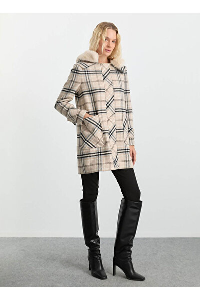 Selen Ekru Kadın Standart Ekose Kaban 25KSL9503