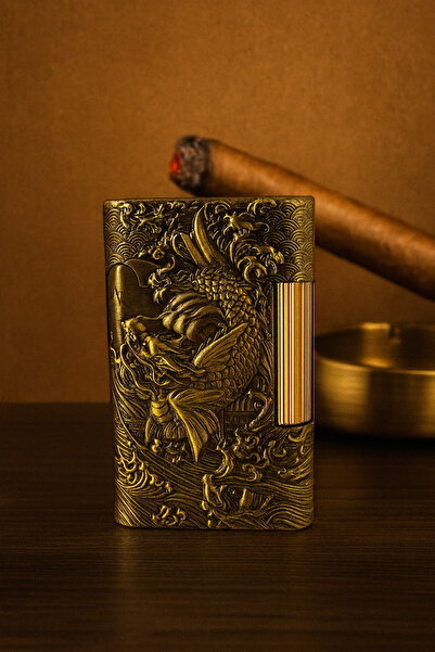 Hunter Benzinli Koi Balığı Oymalı Metal Çakmak