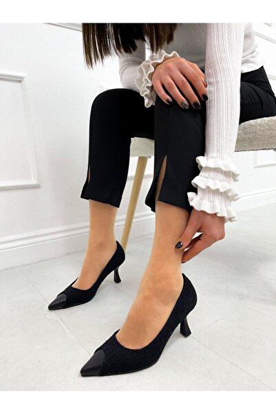 BerilinButiği حذاء نسائي بكعب عالٍ من التويد الأسود (لوما) بتفاصيل ماسكليت