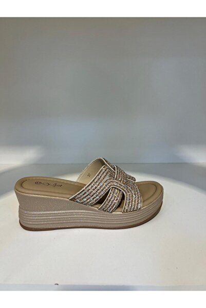 Guja 25Y399-1 Kadın Dolgu Topuklu Taş Detaylı Günlük Terlik