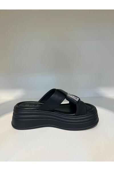 Guja 25Y409-2 Kadın Yüksek Dolgu Taban Taşlı Premium Terlik