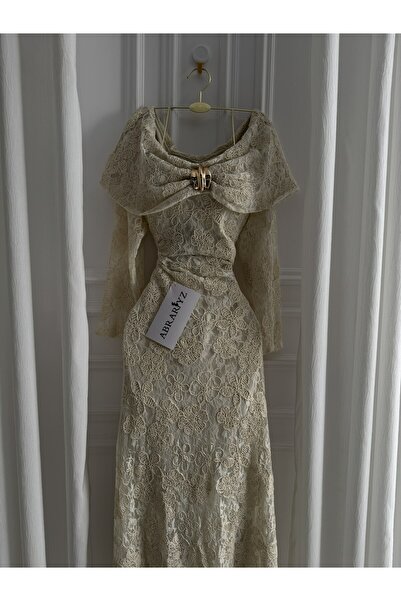 ABRARYZ luxurious beige lace dress