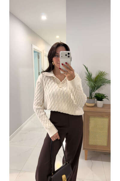 BİRCANÇİL Venus Cream Hair Braided Buttoned Knitwear