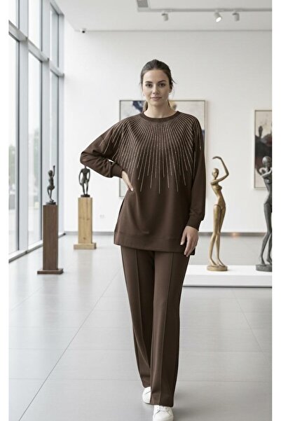 NERA GİYİM مجموعة فائقة النعومة ذات تفاصيل حجرية