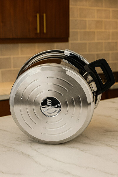 Dania ⭐ Turkish Sovram Steel Pressure Cooker – 8 Liters | Power, Safety, and Elegance in Your Kitchen! 🇹🇷✨