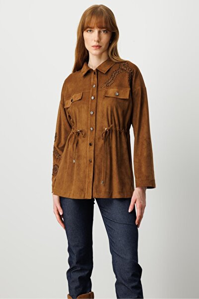 Moda İlgi Modailgi Şömziye Yakalı Roba Ve Kapak Cep Detaylı Belde Tünel Bağcıklı Lase Nakış Gömlek Taba