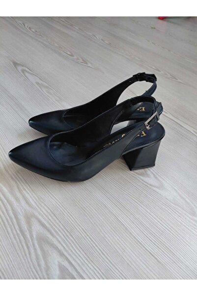 Henne Heeled, Open-Back, 7 Punt