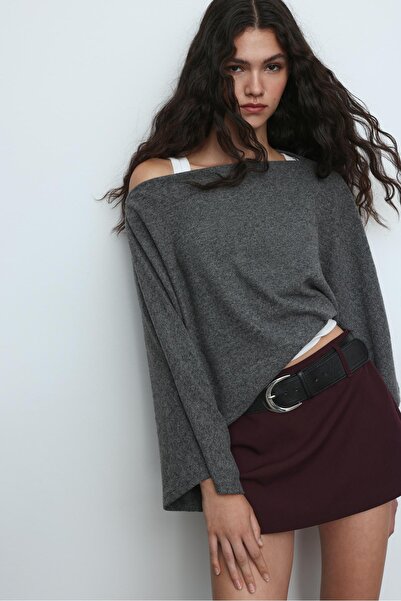 Stradivarius Boat neck cape top