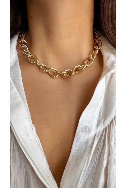 Gigi Yıldız işlemeli gold kolye