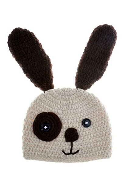 Generic A cute animal face crochet set for children, consisting of a hat with long ears and a matching neck/chest piece, made of