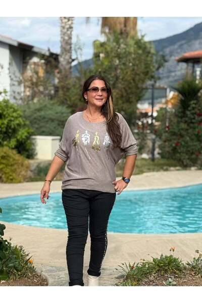 Punta Otantik YG30031 Ιταλική πλεκτή μπλούζα με φιγούρα κοριτσιού και πέτρα βιζόν