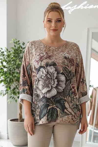 Chiccy Ιταλική μπλούζα μεγάλου μεγέθους Camel με λαιμόκοψη μακρυμάνικη Digital B με τύπωμα Casual Knitwear Blouse 75 68