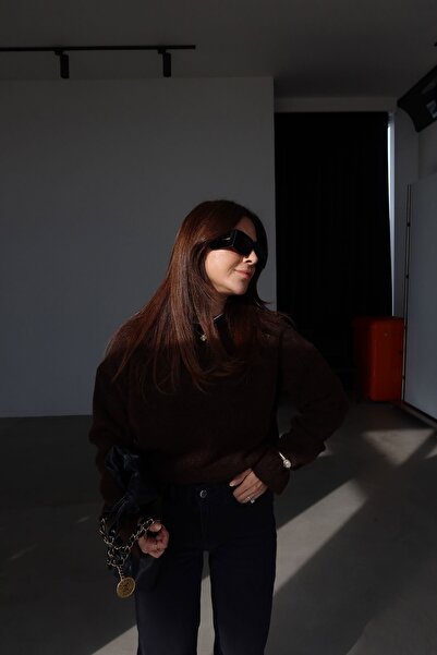 Özge Özgenç Oversized Basic Wool Sweater
