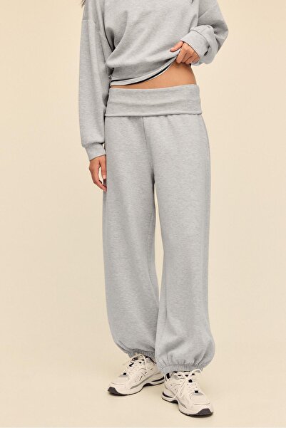 Stradivarius Soft-touch balloon jogger trousers with turn-up waist
