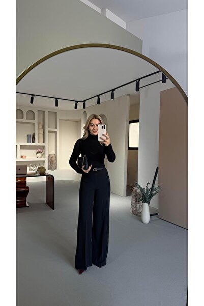 Sezgi Tekin Kemerli Siyah Bol Pantolon