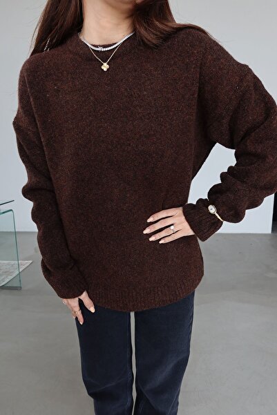 Özge Özgenç Oversized Basic Wool Sweater