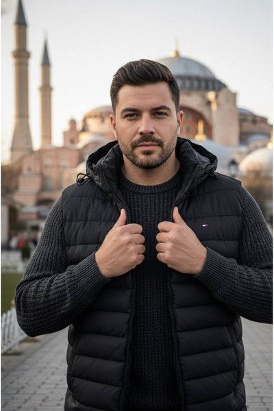 YusGos Men's Waterproof Zippered Pocket Hooded High Quality Large Size Inflatable Padded Vest