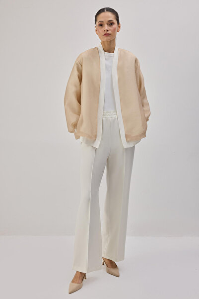 Touché Privé Knitted Jacket with Lace Trim