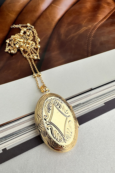 Modex Oval Patterned Openable Lid Pendant (68cm)