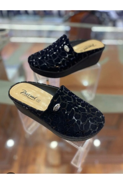 PARMİ siyah rugan önü kapalı platform taban terlik