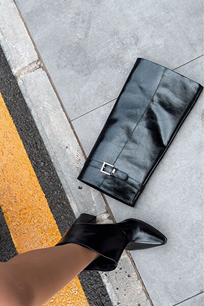 I Love Shoes Lorimax Women's Slip-On Boots Black Shiny Leather