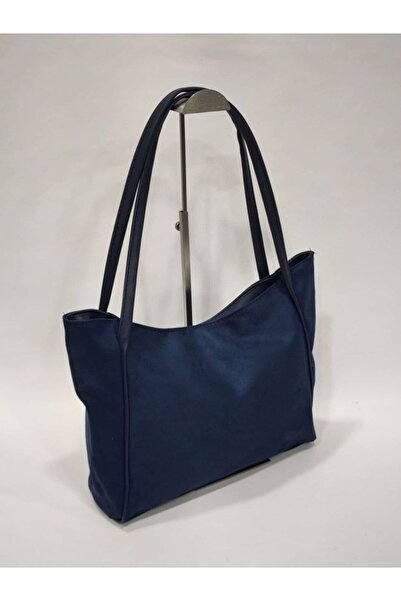 adissa collection سوفت ماكسي - حقيبة كتف كبيرة ذات مظهر ناعم من الجلد السويدي |   حقيبة تسوق منتفخة باللون الأزرق الداكن