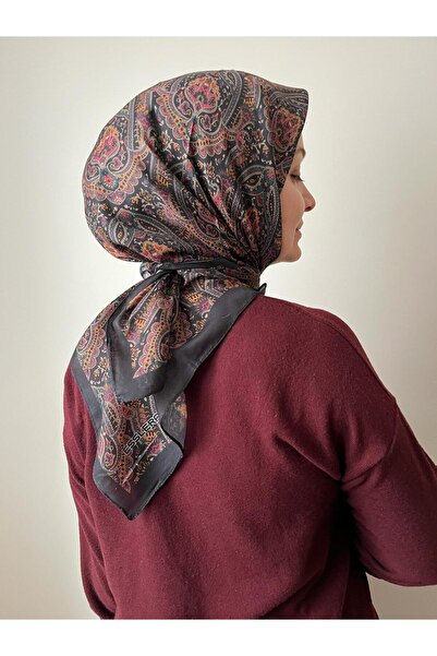 ESSLERA Retro Patterned Black Soft Scarf