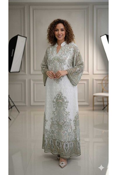 BYNAN Women's jalabiya with a floral pattern in several colors