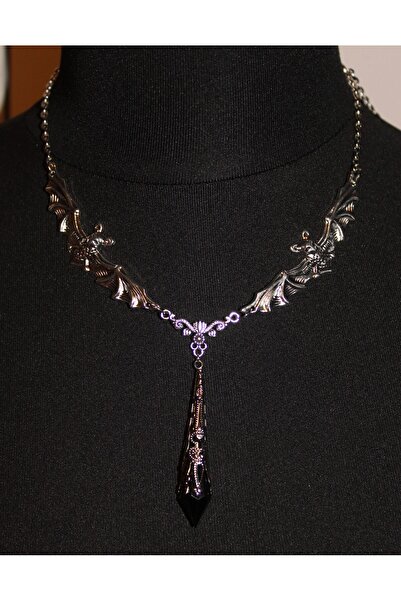 Mournbelle El Yapımı Gotik Yarasa Motifli ''Nocturna’s Tear'' Siyah Kristal K...