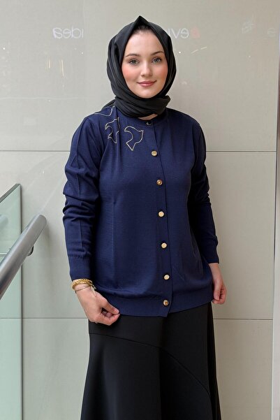 Ghisa Buttoned Knit Cardigan with Bird Embroidery on the Shoulder