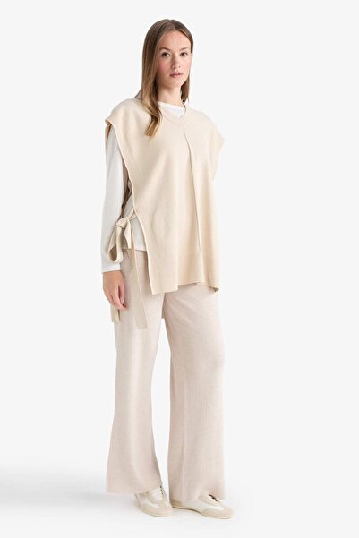 DeFacto Regular Fit Basic Straight Waist Elastic Straight Leg Knitwear Trousers D6912Ax25Wn