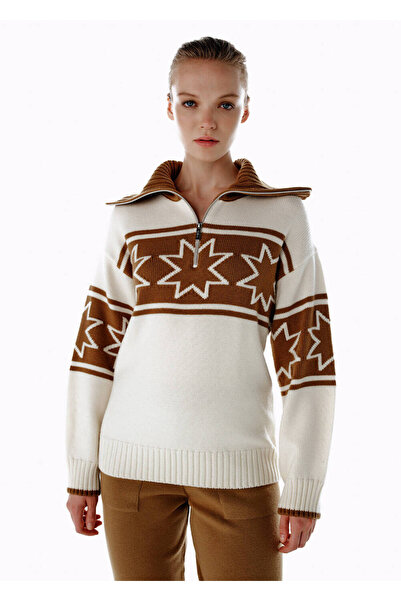 Knitss Ecru Camel Contrast Star Patterned Knitwear