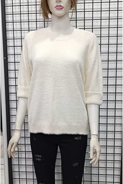 WIENELLA Bearded Textured Crew Neck Sweater